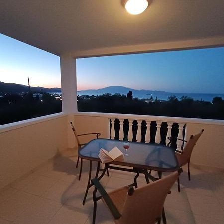 Pouliezos Koklanis Zante Apartments 알리케스 외부 사진