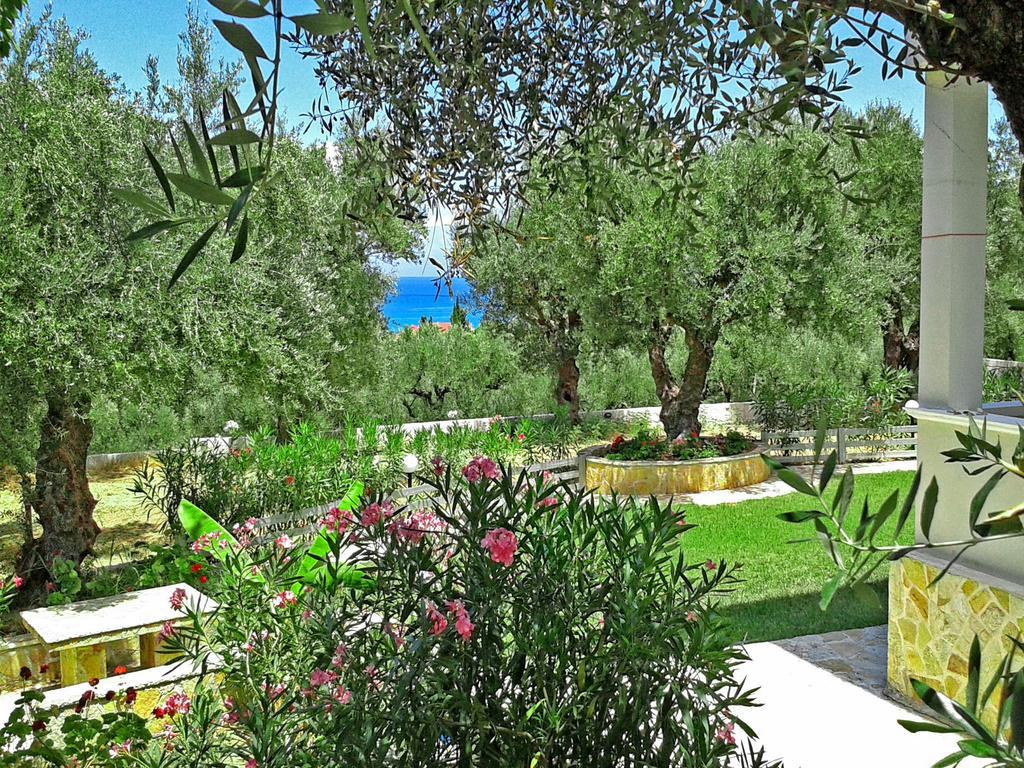 Pouliezos Koklanis Zante Apartments 알리케스 외부 사진