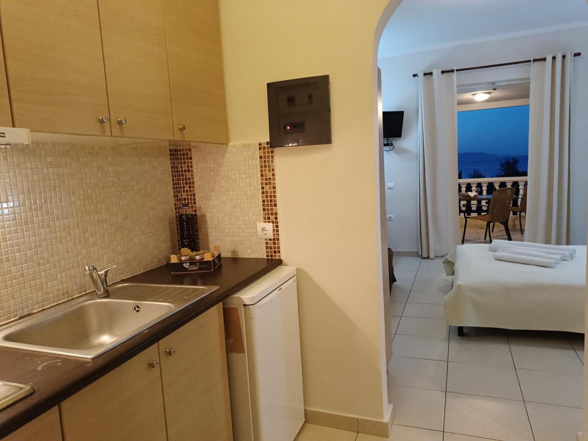 Pouliezos Koklanis Zante Apartments 알리케스 외부 사진