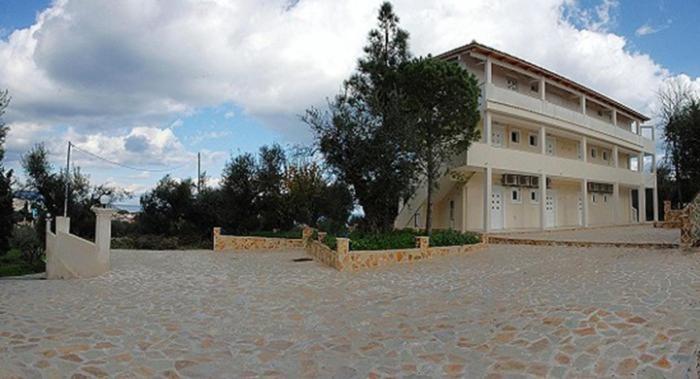 Pouliezos Koklanis Zante Apartments 알리케스 외부 사진