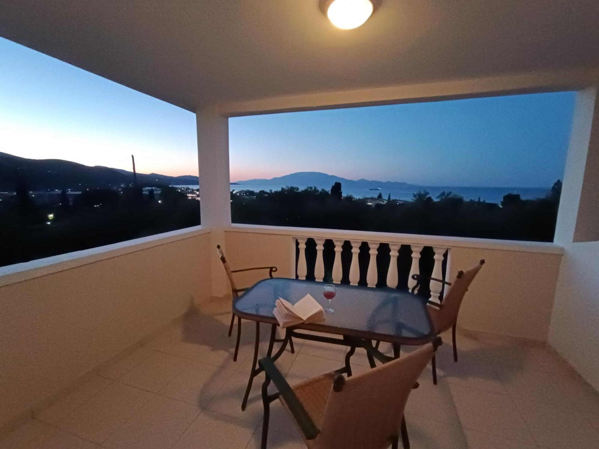 Pouliezos Koklanis Zante Apartments 알리케스 외부 사진