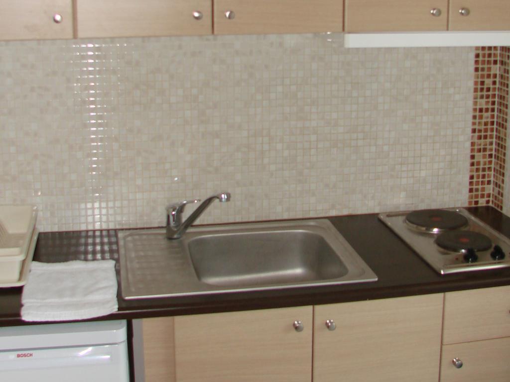 Pouliezos Koklanis Zante Apartments 알리케스 외부 사진