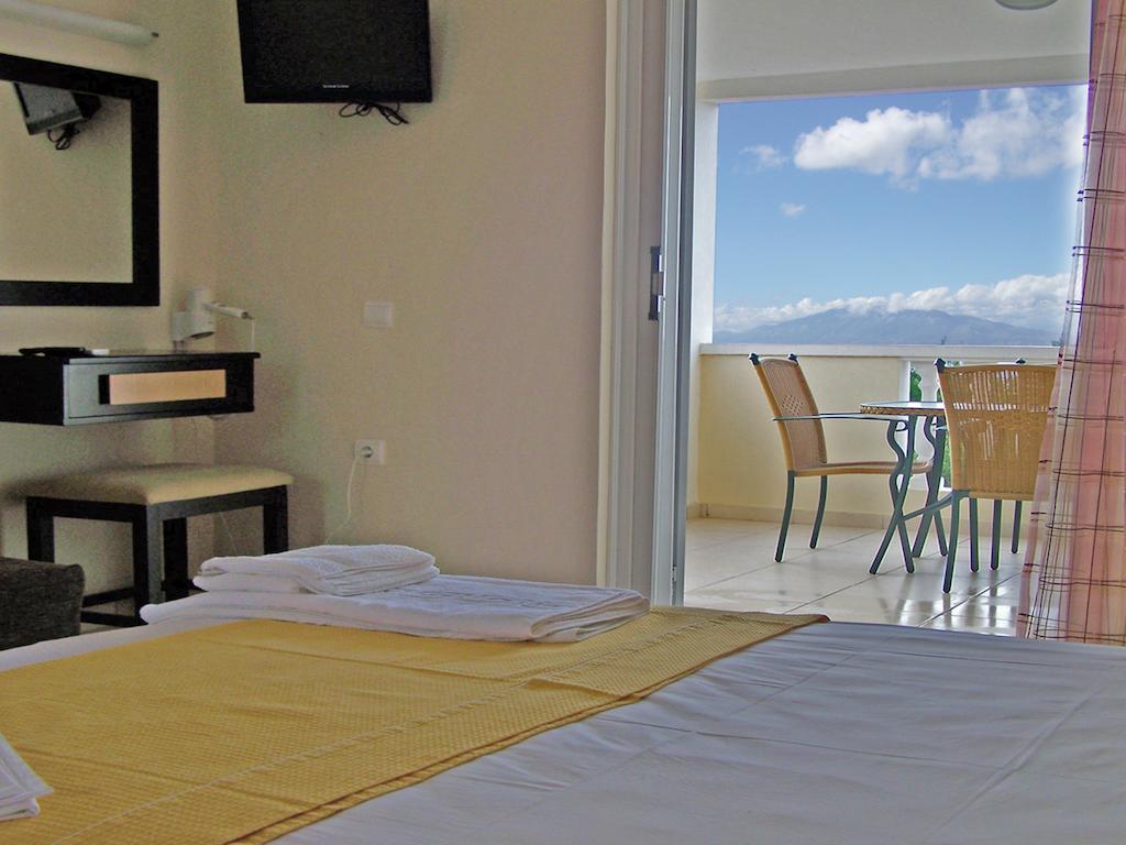Pouliezos Koklanis Zante Apartments 알리케스 외부 사진
