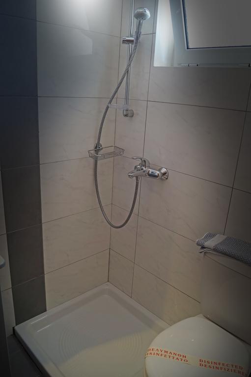 Pouliezos Koklanis Zante Apartments 알리케스 외부 사진