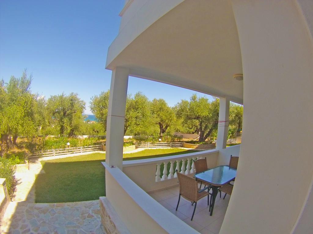 Pouliezos Koklanis Zante Apartments 알리케스 외부 사진