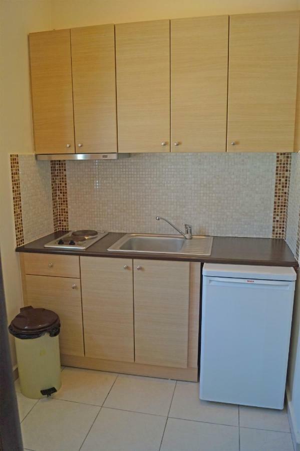 Pouliezos Koklanis Zante Apartments 알리케스 외부 사진